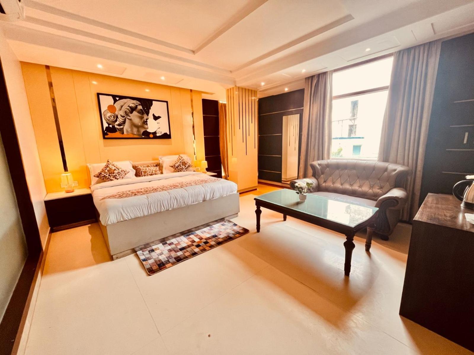 Hotel Bhoomivilas Agra  Buitenkant foto